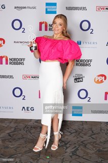 Becky Hill feet photo thumbnail