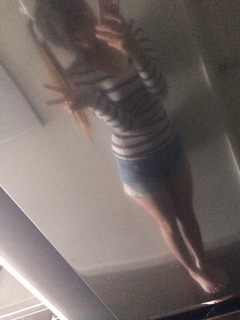 Bee HeyIm feet photo 7