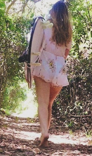 Bee HeyIm feet photo 9
