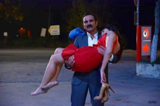 Begüm Birgören feet photo 4