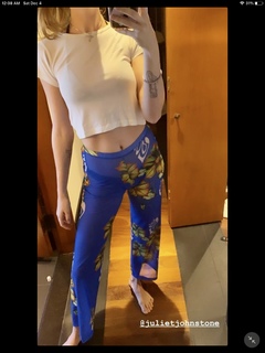 Behati Prinsloo feet photo thumbnail