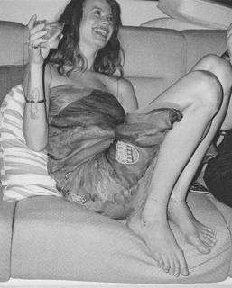 Behati Prinsloo feet photo thumbnail