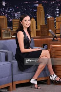 Bel Powley feet photo thumbnail