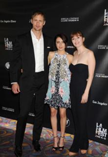 Bel Powley feet photo thumbnail