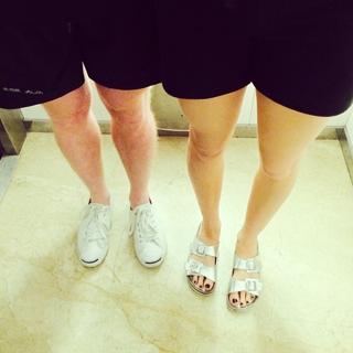Bel Powley feet photo thumbnail