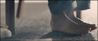 Bel Powley feet photo thumbnail