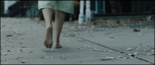 Bel Powley feet photo thumbnail
