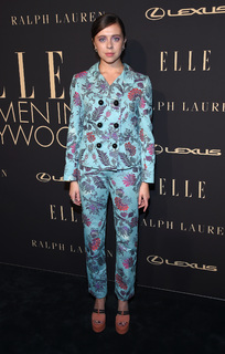 Bel Powley feet photo thumbnail