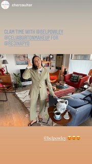 Bel Powley feet photo thumbnail