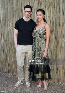 Bel Powley feet photo thumbnail
