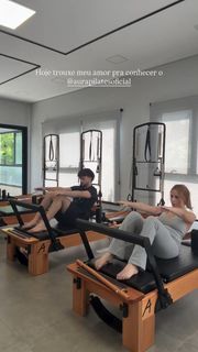 Bela Fernandes feet photo 4