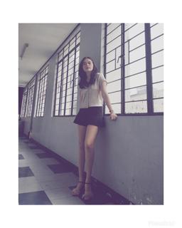 Bela Padilla feet photo 7