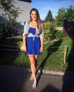 Belinda Bencic feet photo thumbnail