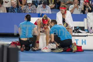 Belinda Bencic feet photo thumbnail