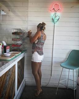 Belinda Bencic feet photo thumbnail