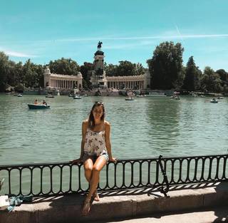 Belinda Bencic feet photo thumbnail