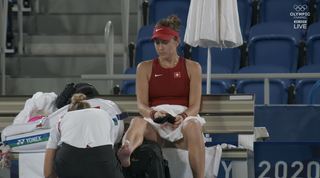 Belinda Bencic feet photo thumbnail