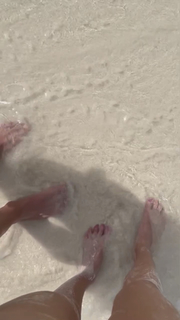 Belinda Bencic feet photo thumbnail