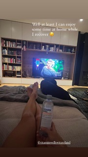 Belinda Bencic feet photo thumbnail