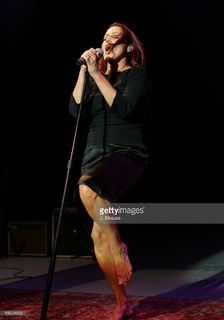 Belinda Carlisle feet photo thumbnail