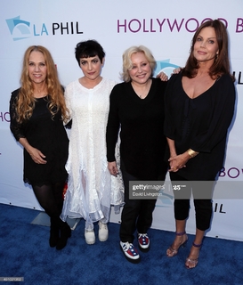 Belinda Carlisle feet photo thumbnail