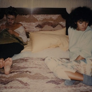 Belinda Carlisle feet photo thumbnail