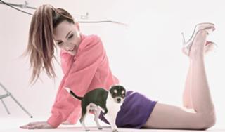 Belinda Peregrín feet photo thumbnail