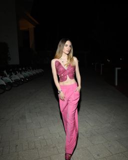 Belinda Peregrín feet photo 9