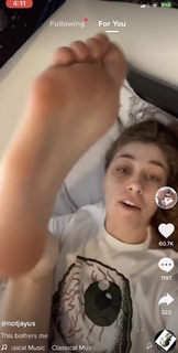 Bella Avila feet photo thumbnail