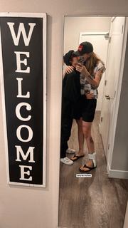 Bella Avila feet photo thumbnail