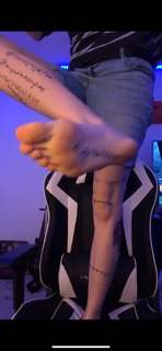 Bella Avila feet photo thumbnail