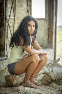 Bella Campos feet photo thumbnail