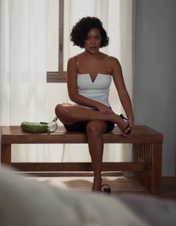 Bella Campos feet photo thumbnail