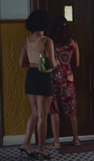 Bella Campos feet photo thumbnail