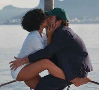 Bella Campos feet photo thumbnail