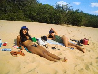 Bella Campos feet photo thumbnail