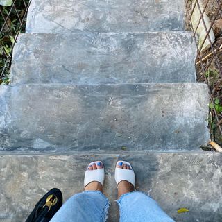 Bella Campos feet photo thumbnail