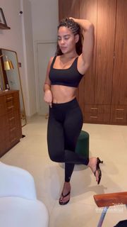 Bella Campos feet photo 6