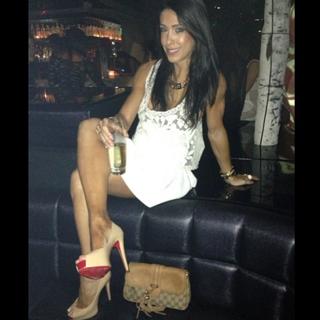 Bella Falconi feet photo thumbnail