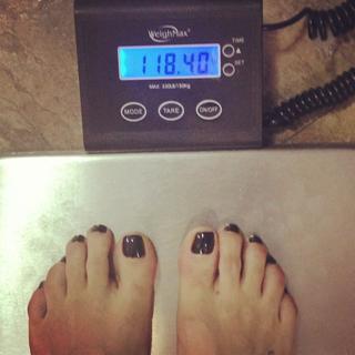 Bella Falconi feet photo thumbnail