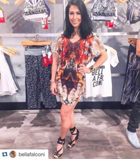 Bella Falconi feet photo thumbnail