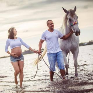 Bella Falconi feet photo thumbnail