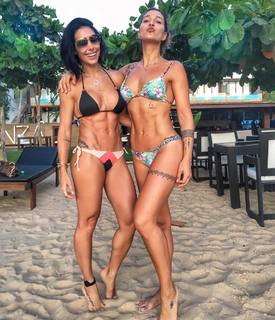 Bella Falconi feet photo thumbnail