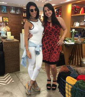 Bella Falconi feet photo thumbnail