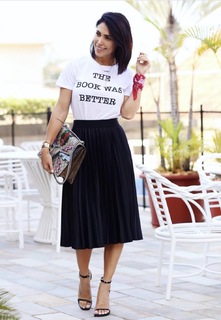 Bella Falconi feet photo thumbnail