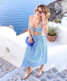 Bella Falconi feet photo thumbnail