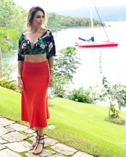 Bella Falconi feet photo thumbnail