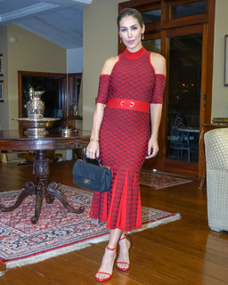 Bella Falconi feet photo thumbnail