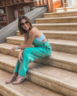 Bella Falconi feet photo thumbnail