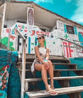 Bella Falconi feet photo thumbnail